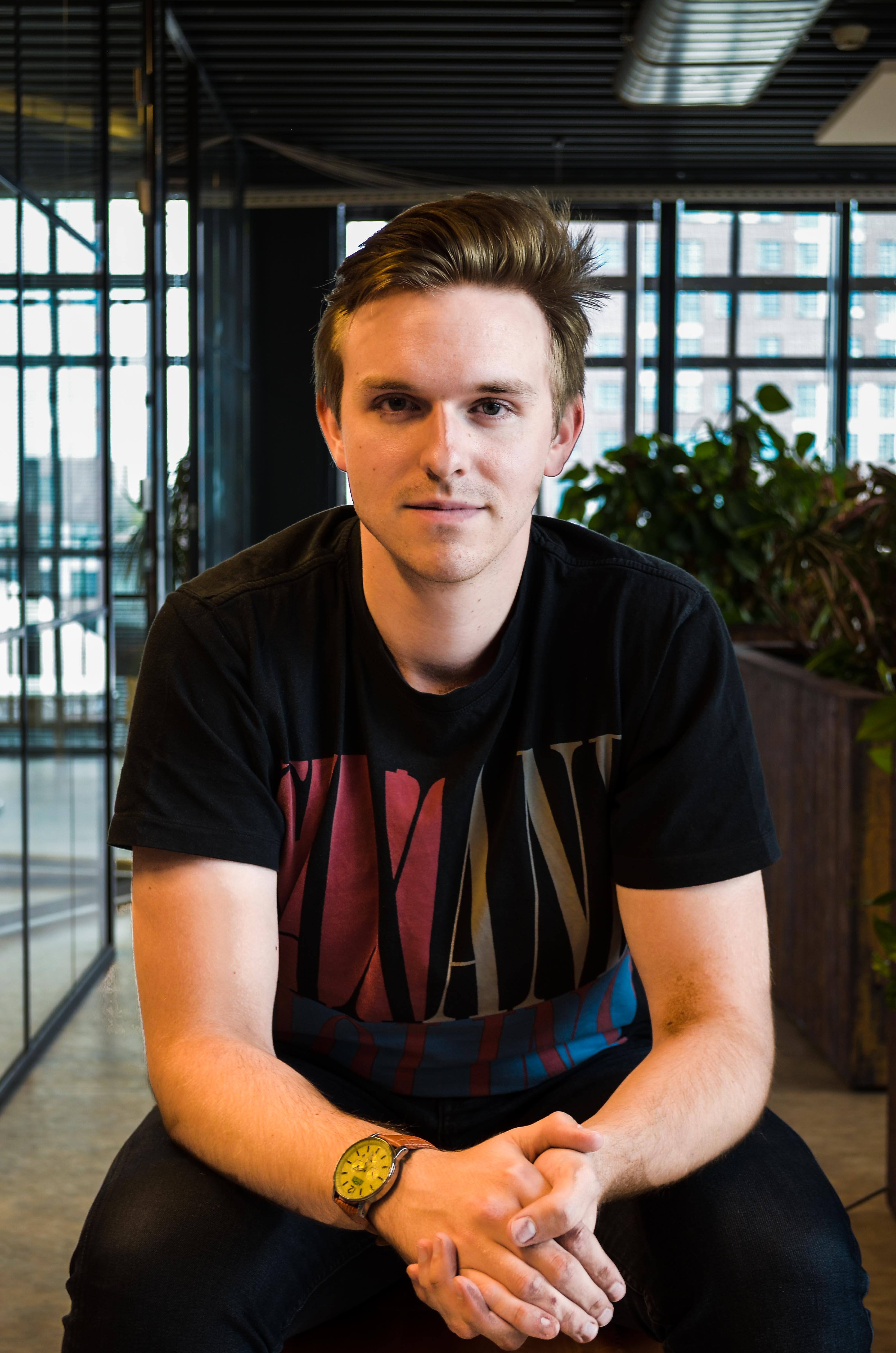Joost Bos Joost - YoungOrange